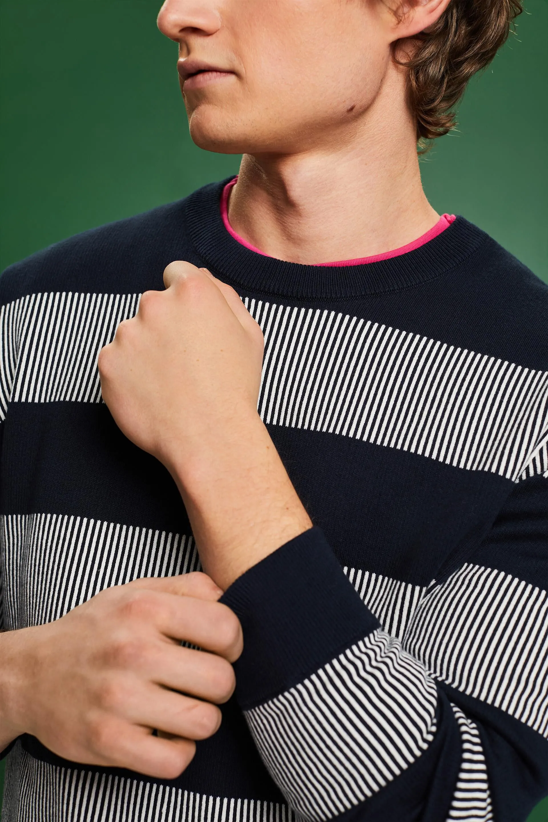 Pullover a righe in maglia a coste